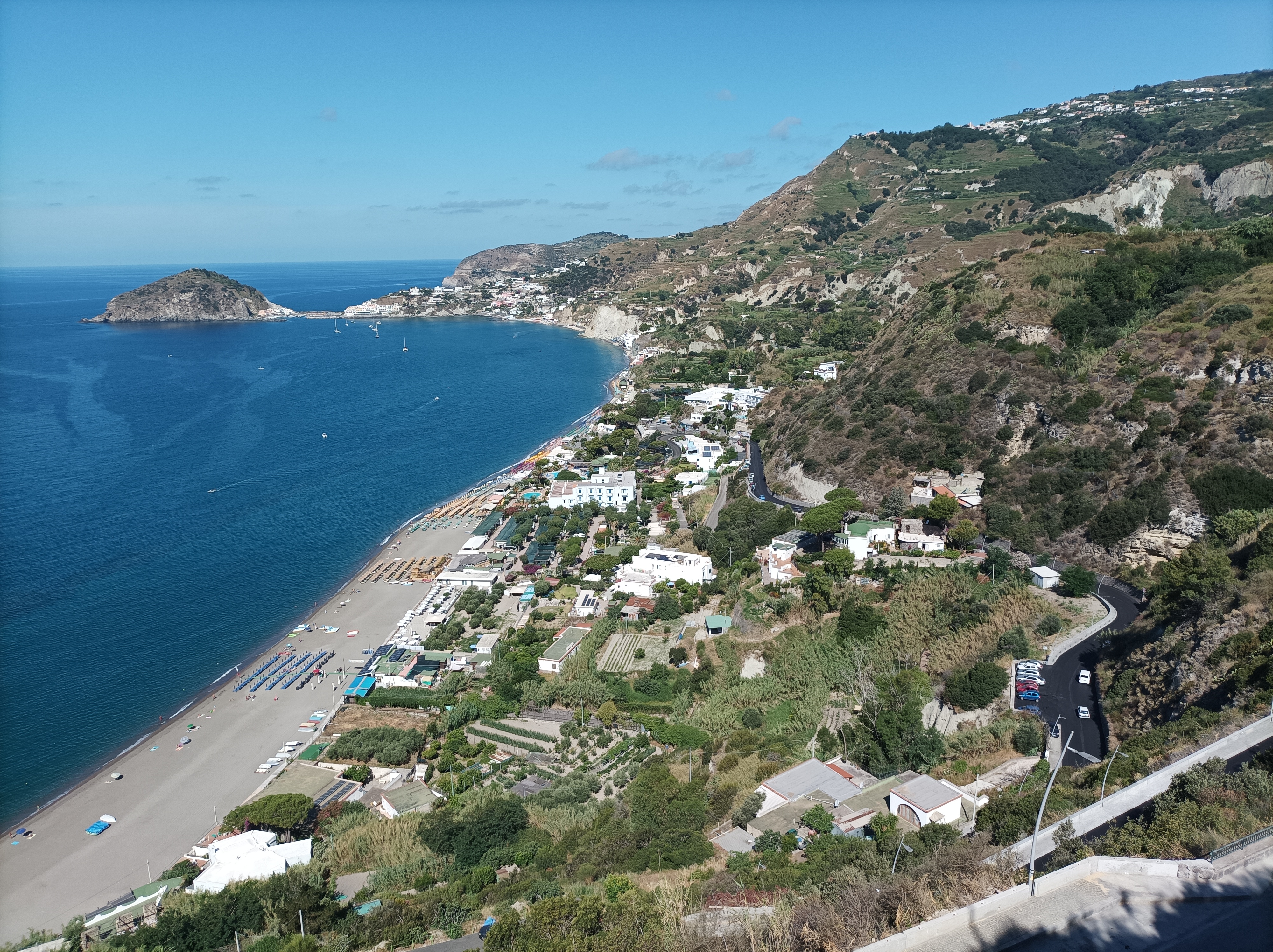 Der Marontistrand im Süden der Insel Ischia